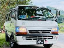 Toyota Dolphin 113 1991 Van