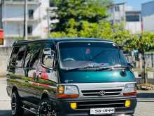 Toyota Dolphin 113 1991 Van