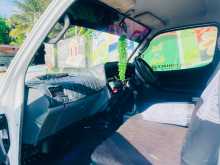 https://riyasewana.com/uploads/toyota-dolphin-113-1992-3022395312224.jpg
