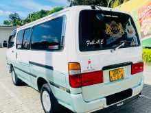https://riyasewana.com/uploads/toyota-dolphin-113-1992-3022395312753.jpg