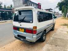 https://riyasewana.com/uploads/toyota-dolphin-113-1993-2018390112352.jpg