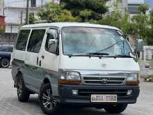 Toyota Dolphin 113 1993 Van