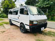 Toyota Dolphin 113 GL 1994 Van