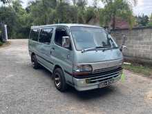 Toyota Dolphin 113 1994 Van