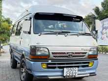 Toyota Dolphin 113 1994 Van