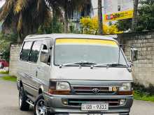 Toyota Dolphin 113 1996 Van