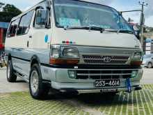 Toyota Dolphin 113 1996 Van