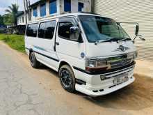 Toyota Dolphin 113 1997 Van