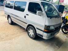 Toyota Dolphin 113 1998 Van