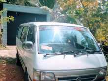 Toyota Dolphin 113 2000 Van