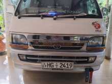 Toyota Dolphin 113 2003 Van