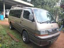 Toyota Dolphin 113 1993 Van
