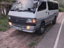 Toyota Dolphin 113 1993 Van
