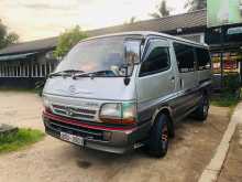 Toyota Dolphin 113 Long 1993 Van