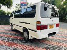 https://riyasewana.com/uploads/toyota-dolphin-113-2719102822742.jpg