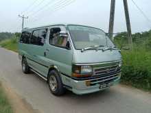 Toyota Dolphin 113 1993 Van