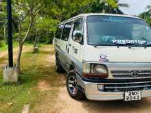 Toyota Dolphin 113 1994 Van