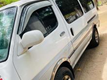 https://riyasewana.com/uploads/toyota-dolphin-113-41200356984.jpg