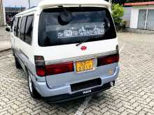 https://riyasewana.com/uploads/toyota-dolphin-113-4949474632.jpg