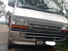 Toyota Dolphin 113 1993 Van