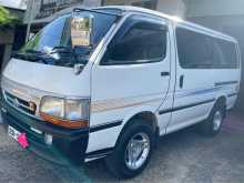 Toyota Dolphin 1993 Van