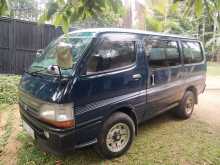 Toyota Dolphin 1999 Van