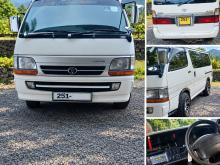 Toyota Dolphin 1993 Van