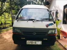 Toyota Dolphin 2010 Van