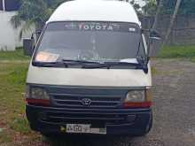 Toyota Dolphin 125 5l 1997 Van