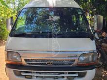Toyota Dolphin 1990 Van