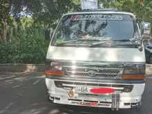 Toyota Dolphin 1995 Van