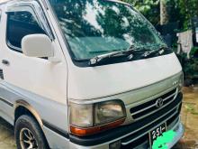Toyota Dolphin 1994 Van