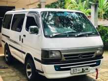 Toyota Dolphin 1992 Van