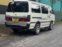 Toyota Dolphin 1998 Van