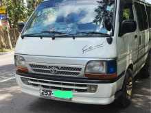 Toyota Dolphin 1994 Van