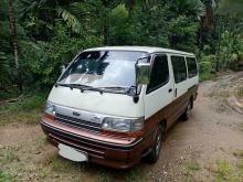 Toyota Dolphin 1993 Van