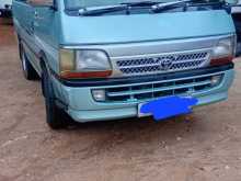 Toyota Dolphin 162 2006 Van