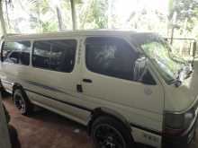 https://riyasewana.com/uploads/toyota-dolphin-172-14710424462.jpg