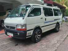 Toyota Dolphin 172 1999 Van