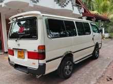 Toyota Dolphin 172 Long 2001 Van