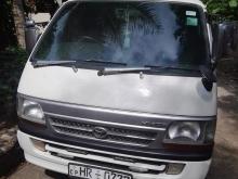 Toyota Dolphin 172 2003 Van