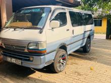 Toyota Dolphin 172 Long 2003 Van