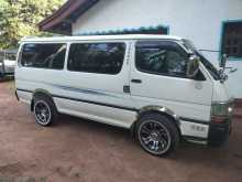 Toyota Dolphin 172 1999 Van