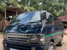 Toyota Dolphin 172 2002 Van