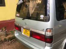 Toyota Dolphin 2000 Van