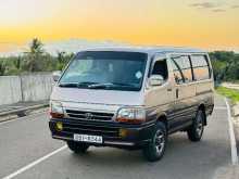 Toyota Dolphin 1993 Van