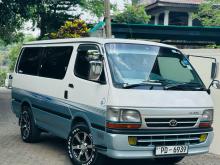 Toyota Dolphin 2008 Van