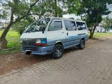 Toyota Dolphin 1991 Van