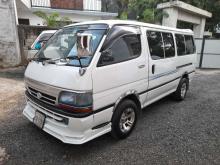 Toyota Dolphin 1994 Van