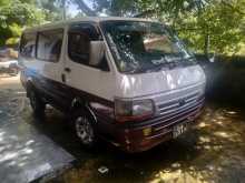 Toyota Dolphin 1989 Van